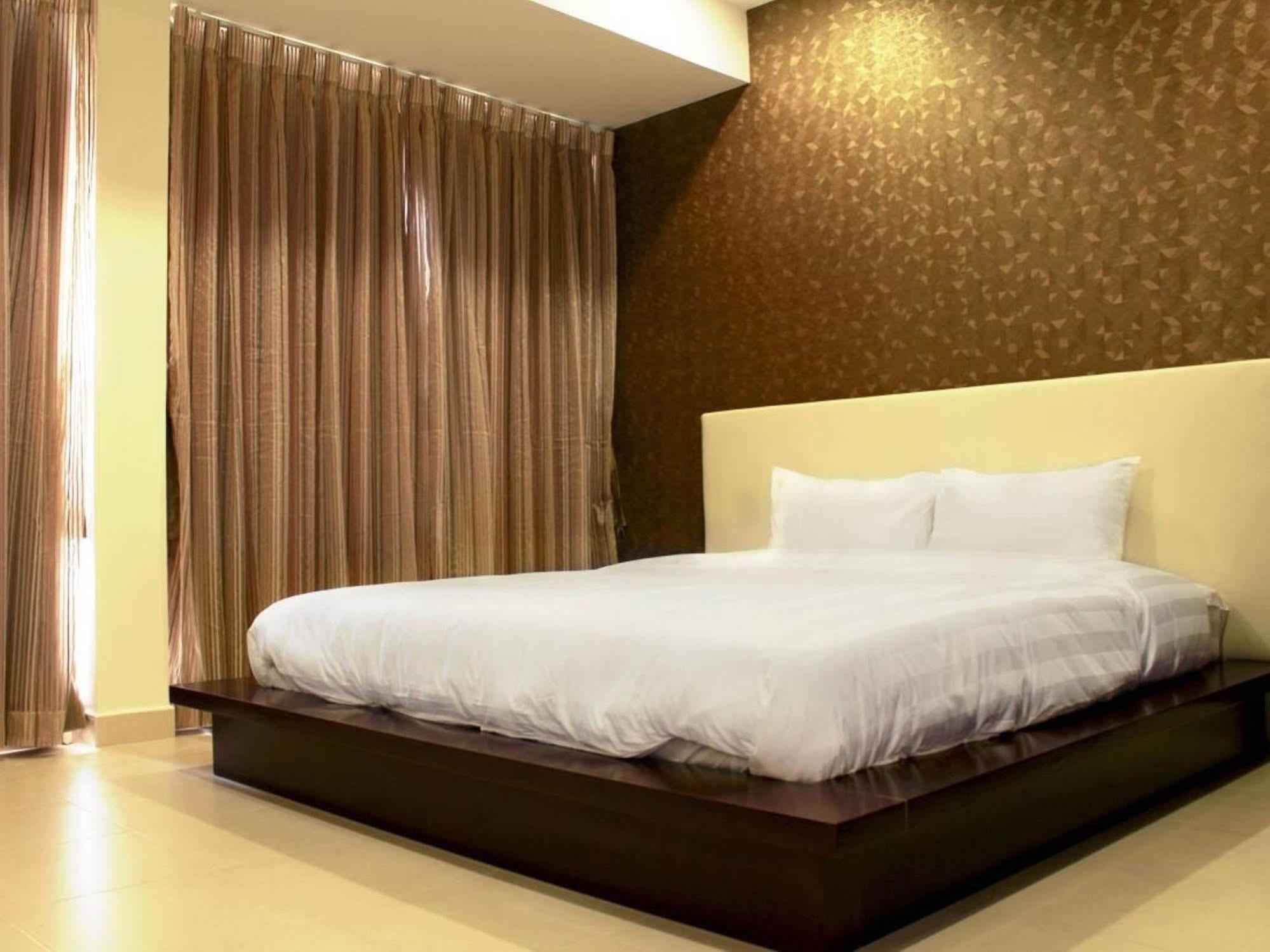 Song Hung Hotel & Serviced Apartments - Can Ho Dich Vu & Khach San Ho Chi Minh-staden Exteriör bild